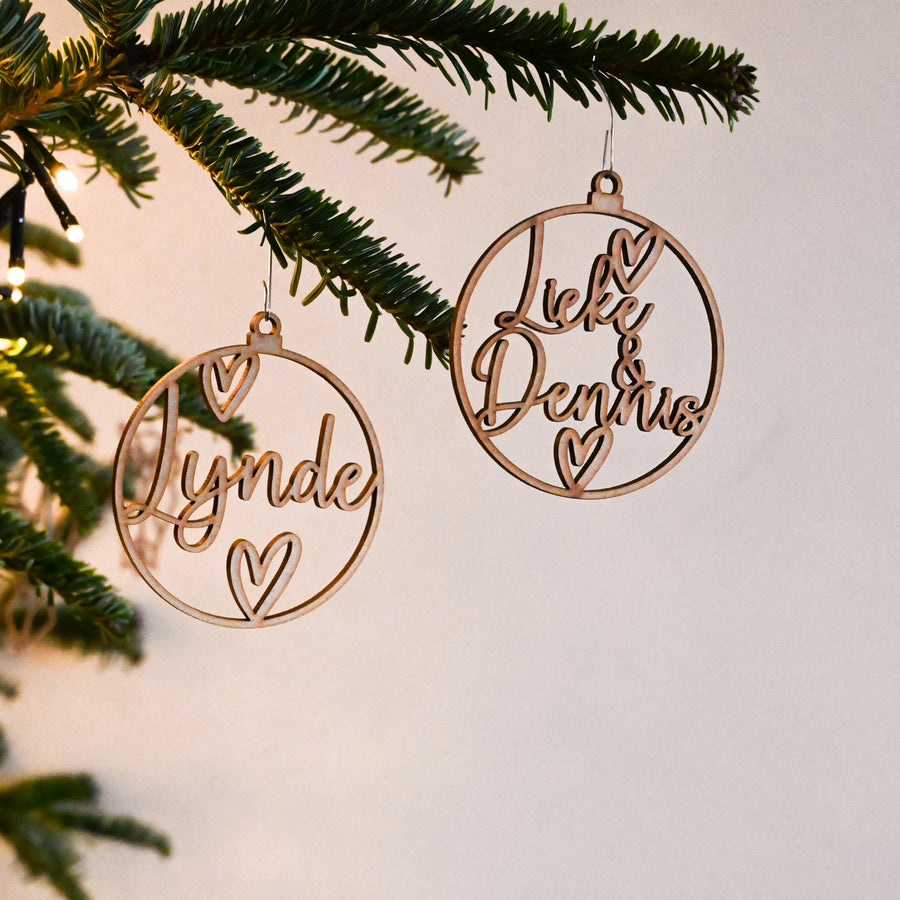 Weihnachtskugel - Eigener Name - Herzen