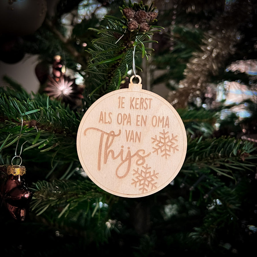 Weihnachtsball - Das erste Weihnachtsfest von Opa und Oma