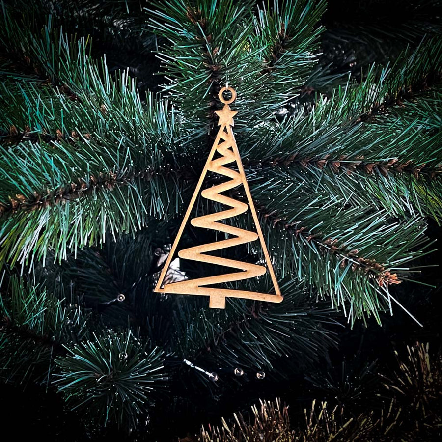 Weihnachtskugel - Baum im Zickzack fest